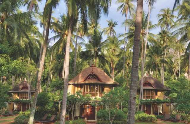 Villa Macaque - One Bedroom Resort, Sleeps 3