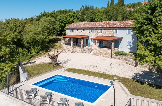 Villa Madonna delle Nevi (Istria - Oprtalj)