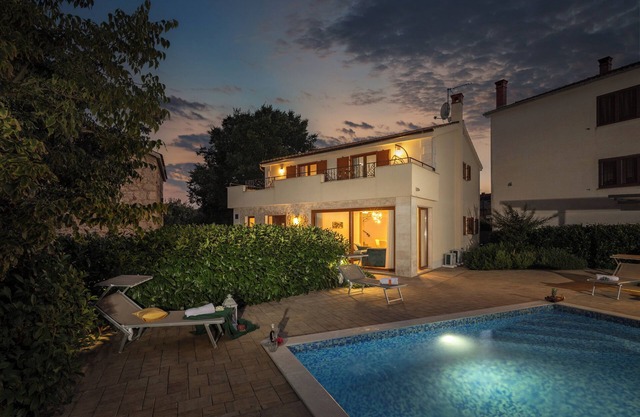 Villa Mare With Private Pool And Garden, Malinska, Croatia