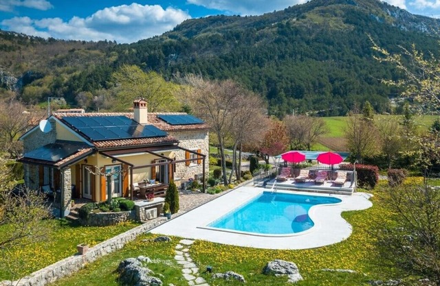 Villa Marija Učka in Brest pod Učkom - Haus für 4-6 Personen