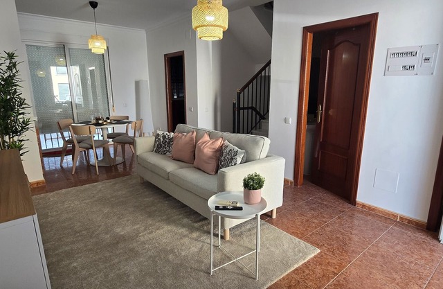 Villa 'Marília' with Private Terrace, Wi-Fi and Air Conditioning