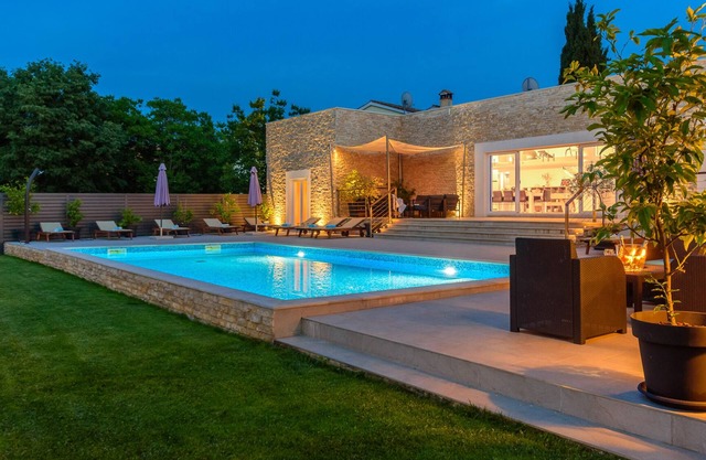 Villa Matulini (Istria - Rovinjsko Selo)