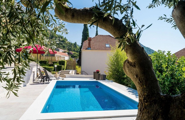 Villa Melita with Swimming Pool