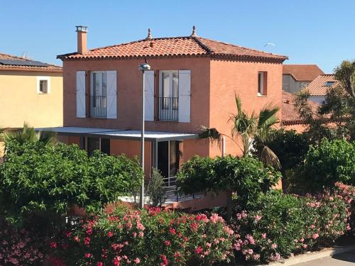 Villa Mer classée, à 3 mn à pied de la plage