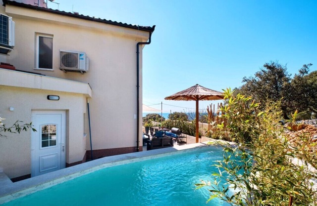 Villa Miholašcica 2 in Island Cres by Villas Guide