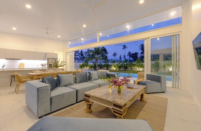 Villa Mimi luxurious 4-bedroom villa in MaeNam area