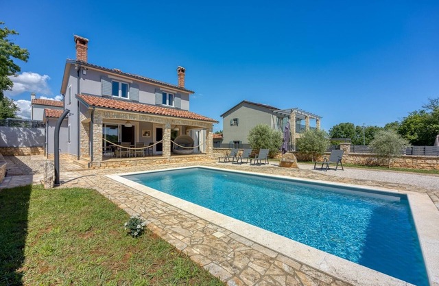 Villa Miriam with Pool near Rovinj