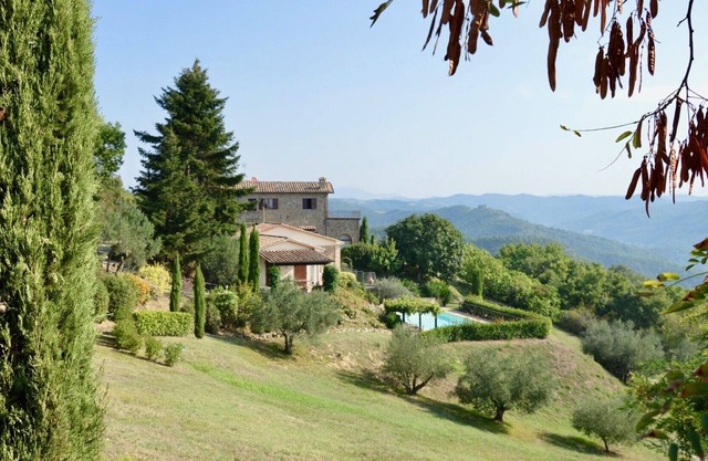 Villa Montone, luxury holiday home with stunning views
