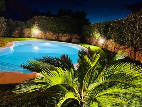 Villa Nadia con piscina privata Budoni