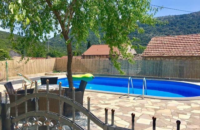 Villa Napa in the heart of wine roads