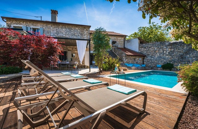 Villa Nar – Authentic Istrian Stone House with Heated Private Pool