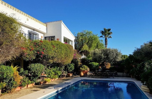 Villa Naranjo Comfortable holiday residence