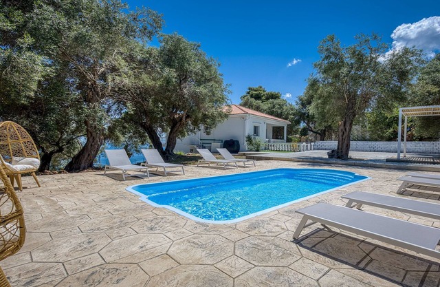 Villa Ninemia Seaview by Estia