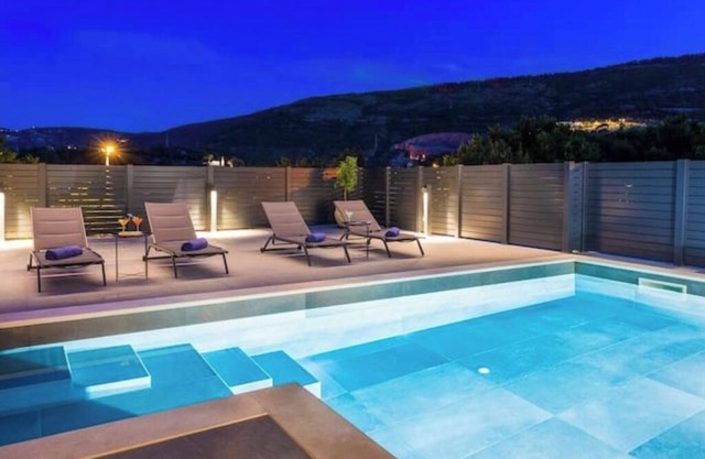 Villa Nono - Three Bedroom Villa with Terrace and Swimming pool