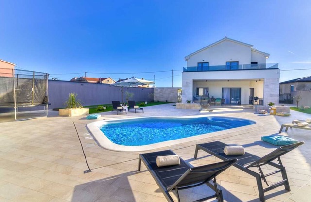 Villa ONE by aneo travel