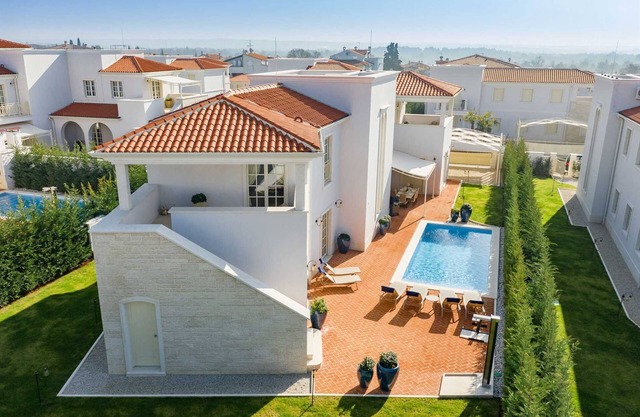 Villa Palazzo di Giulia with Pool