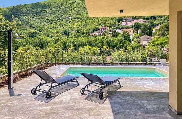 Villa Perla di Draga by Interhome
