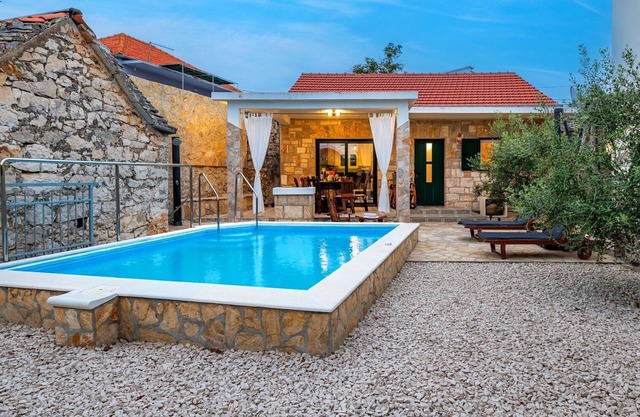 Villa Romantic Oasis (V4522-K1) - Primosten