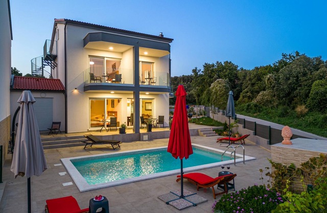 Villa Rozeta with sea view