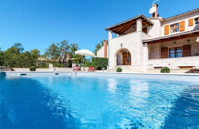 Villa Sand (PRC623) by Interhome