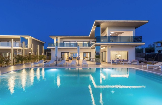 Villa Sara by Istrabook