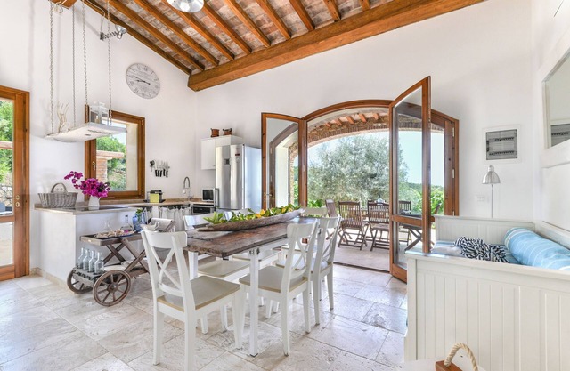 Villa 'Sea and Country' with Sea View, Private Pool and Wi-Fi