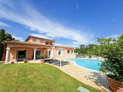 Villa Sienna avec piscine, sauna, spa