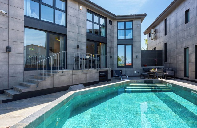 Villa Signature with heated pool (Kvarner - Malinska)