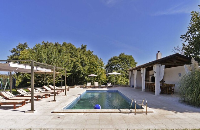 Villa Simunka - Seven Bedroom Villa, Sleeps 14