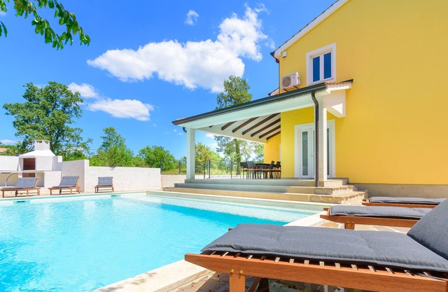 Villa Solitare (Istria - Žminj)