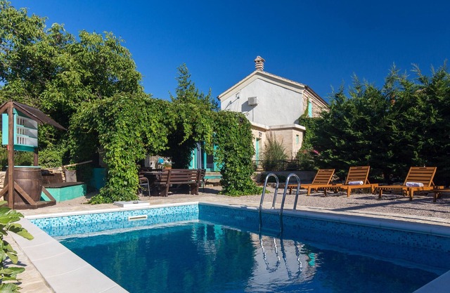 Villa Stara Maslina with a pool