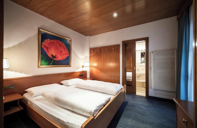 "Villa Stella Apartment N51" near the ski lifts. Mountain view, terrace and garden