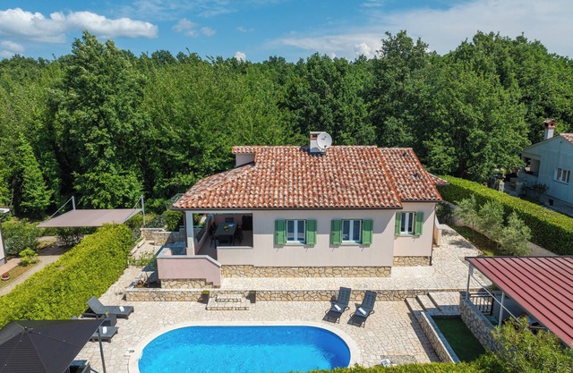 Villa Stella mit Privatem Pool Verfügt Über 4 Schlafzimmer für bis zu 8 Personen