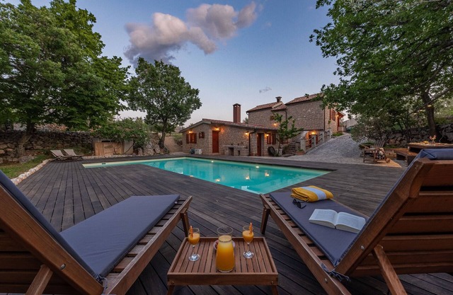 Villa Stone House Magarac ZadarVillas