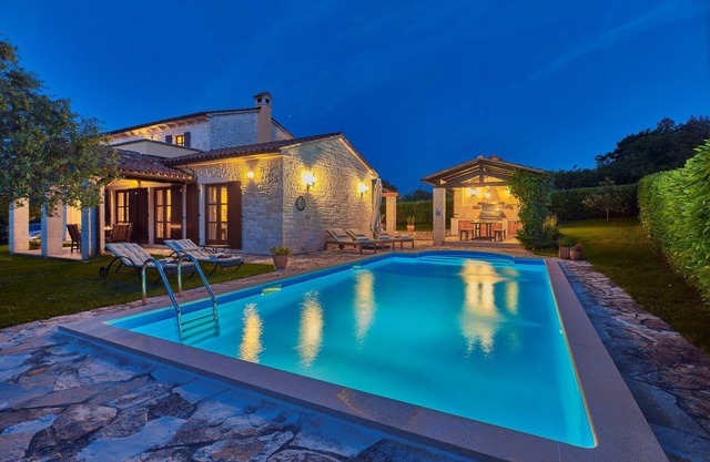 villa Sujevic for unforgettable vacation , Istria