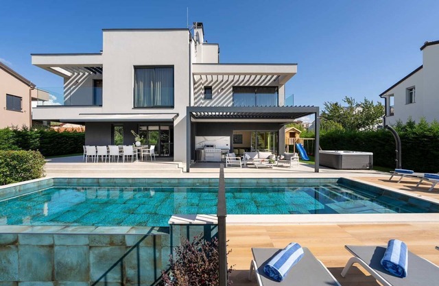 Villa Sunset view (100001-K1) - Porec