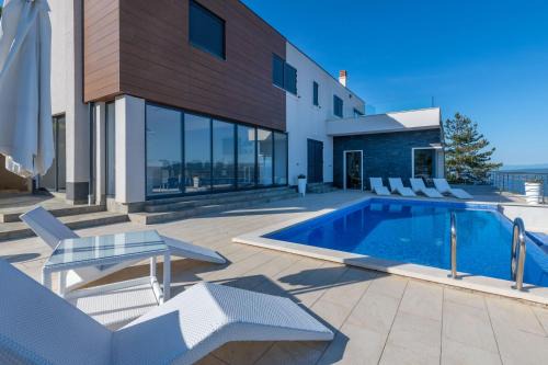 Villa Terra Magica, a villa with an incredible sea view in complete privacy