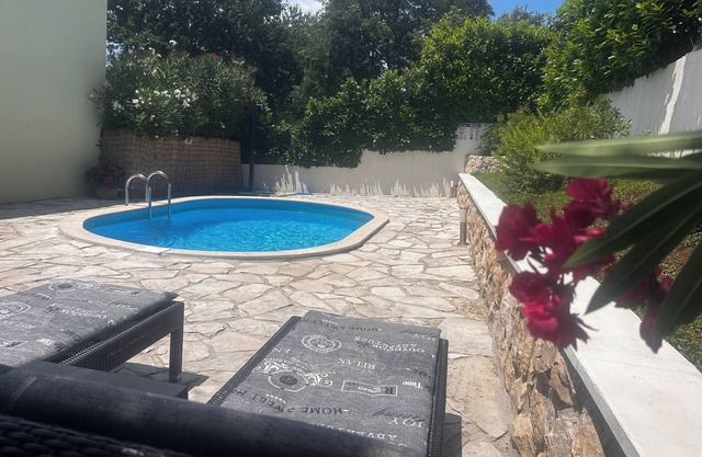 Villa Tina with private pool