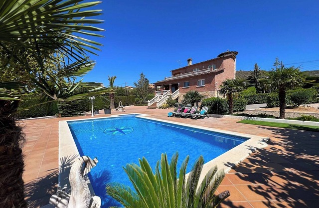 Villa Torreón - Gran piscina y jardín, BBQ, Wifi