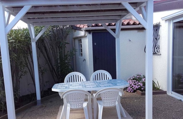Villa Torreilles, 2 bedrooms, 6 persons