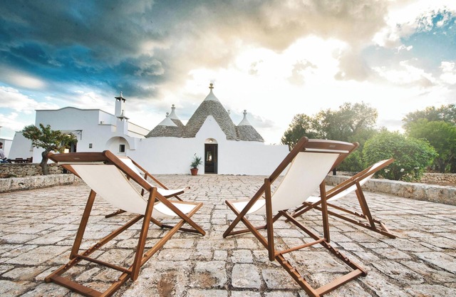 Villa "Trullo Paleo" with Garden & Private Parking