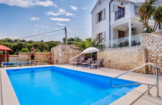 Villa VALERIE with pool and sea view