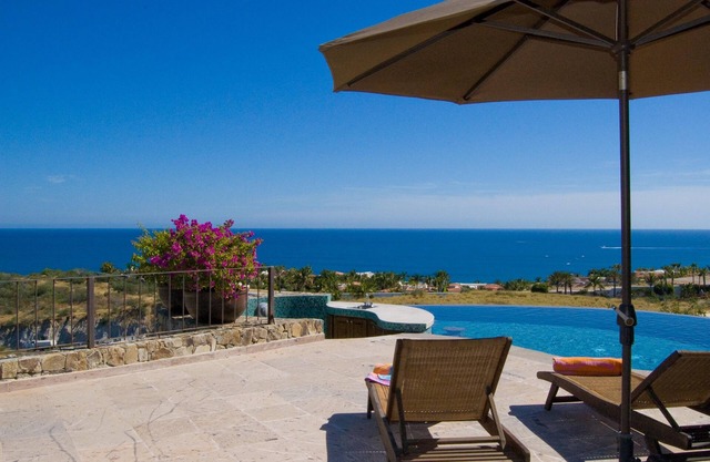 Villa Vista del Mar - Expansive Views & Hacienda-Style Luxury at Querencia.