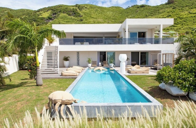 Villa Vogue Art - Amazing Pinel island view