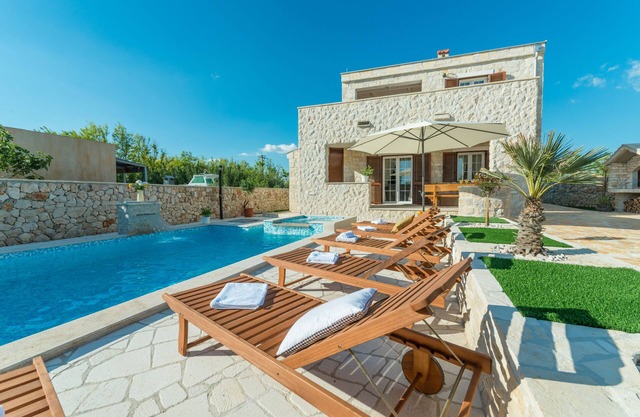 Villa with heated pool, sandy beach, whirlpool - TRAVELER Reiseburo ID 2174