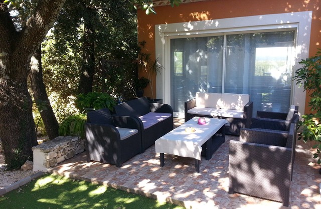 Villa with panoramic view on the edge of the Gorges du Gardon!