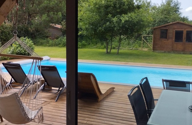 Villa with pool in the heart of the forest