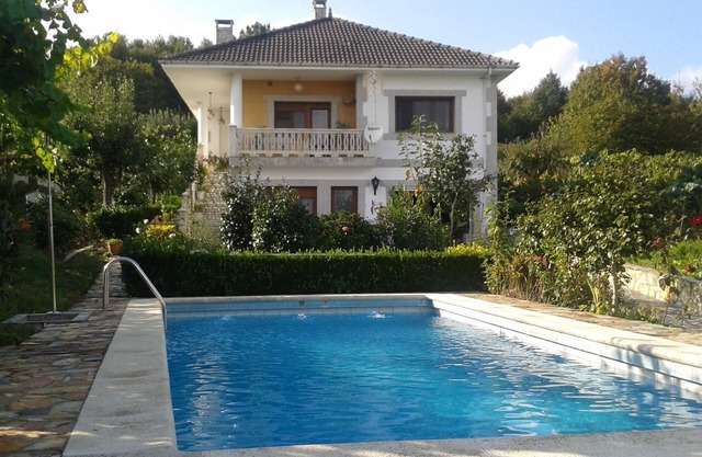 Villa with Pool in the Ribeira Sacra