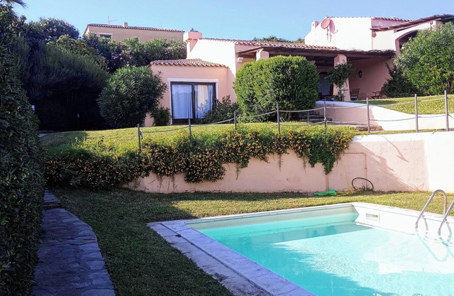 Villa with private pool and sea view