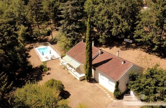 Villa with private pool - 4 bedrooms - Near St Antonin Noble Val